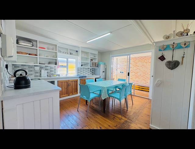 3 BEDROOM HOUSE FOR SALE IN HARTENBOS CENTRAL